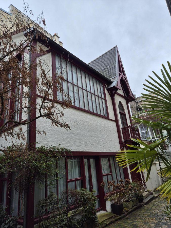 Divers travaux de nettoyage de maisons
